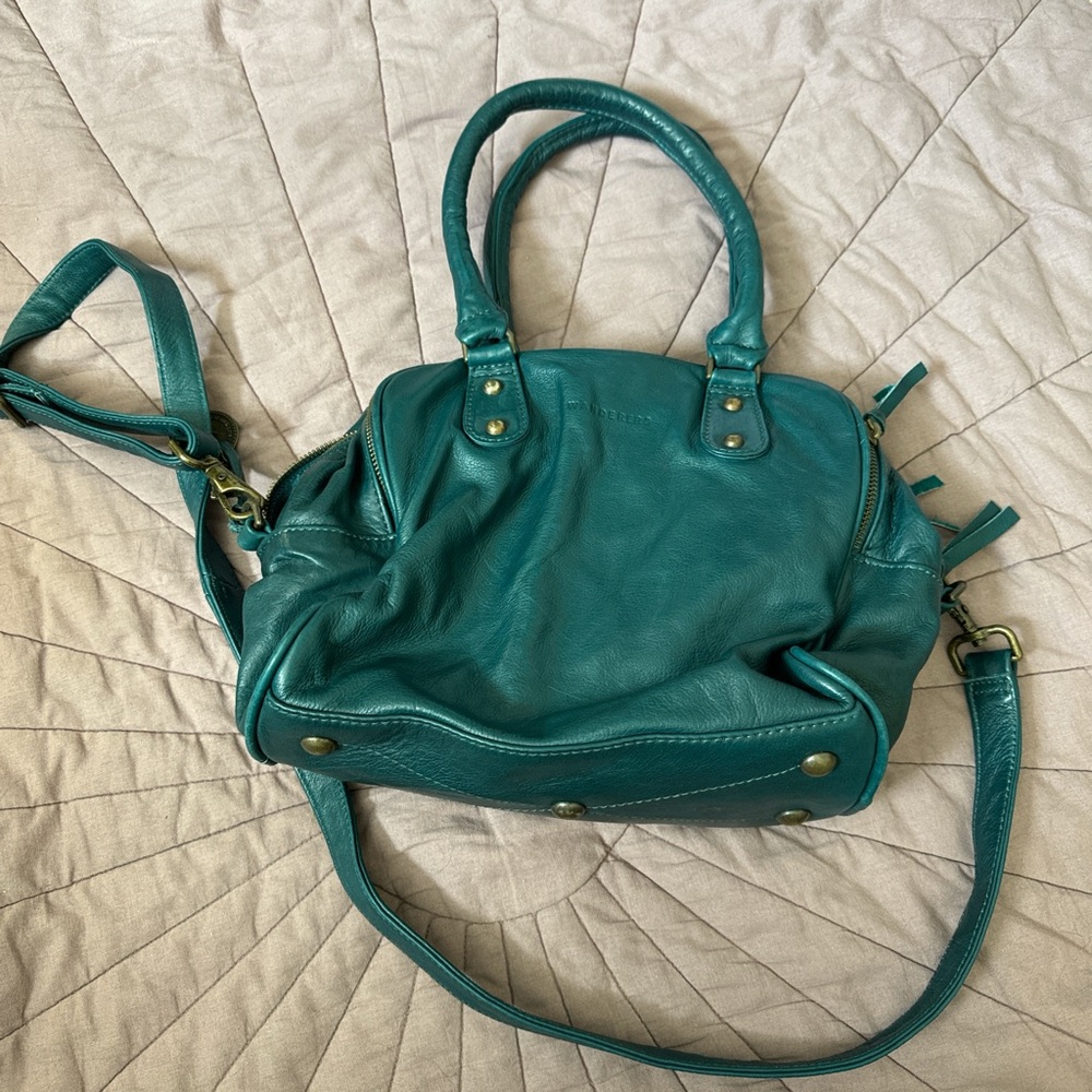 Wanderers travel co leather bag